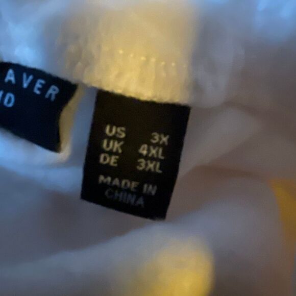 Susan Graver Weekend size 3X 3/4 Zip top. - Picture 4 of 10